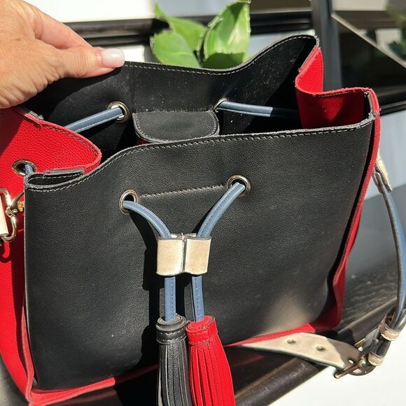 RoxyMilo Tricolor Vegan Leather Shoulder Tote Crossbody Bag with Tassels - Picture 12 of 13